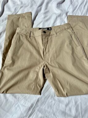 Mountain Khakis Men Rover Pants 28x30 Modern Fit Tan Khaki Hiking Travel Stretch